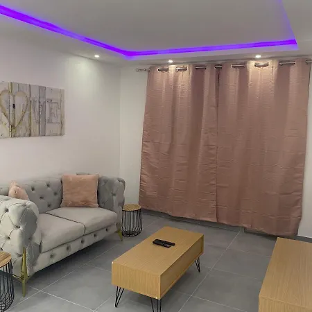 Apartment Spalov Ris-Orangis