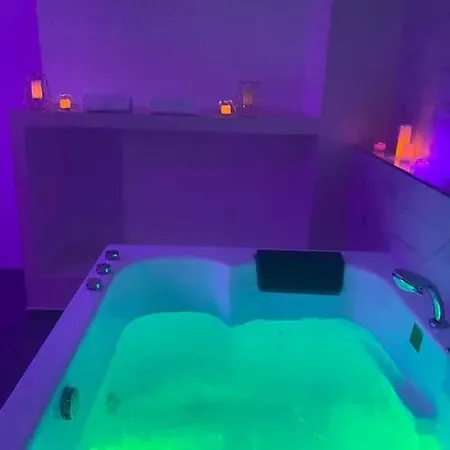 Apartment Spalov Ris-Orangis